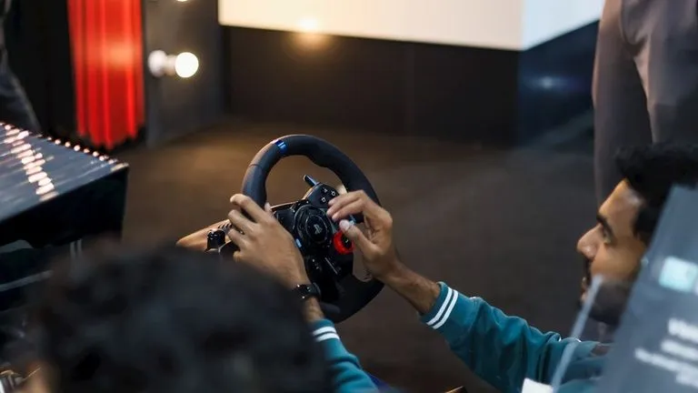 Direct Drive vs Gear Gamingratt 2026 — FFB | GamerRigg
