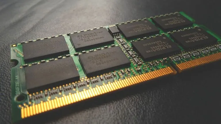 RAM-guide 2026 — DDR5 eller DDR4 för AM5? | GamerRigg